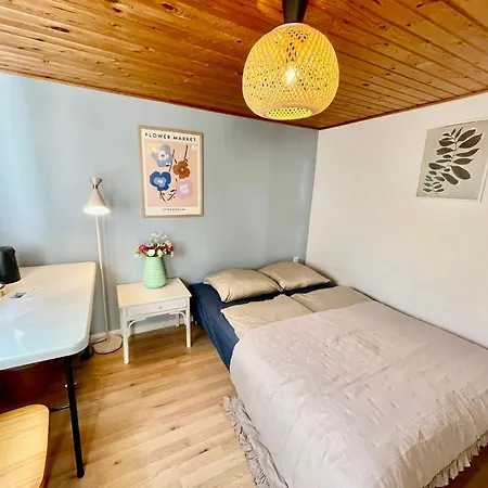 5 Minute Walk To Lego House - Private Studio With Garden * Billund